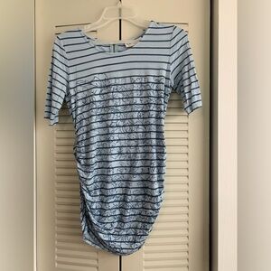Jessica Simpson maternity shirt size S